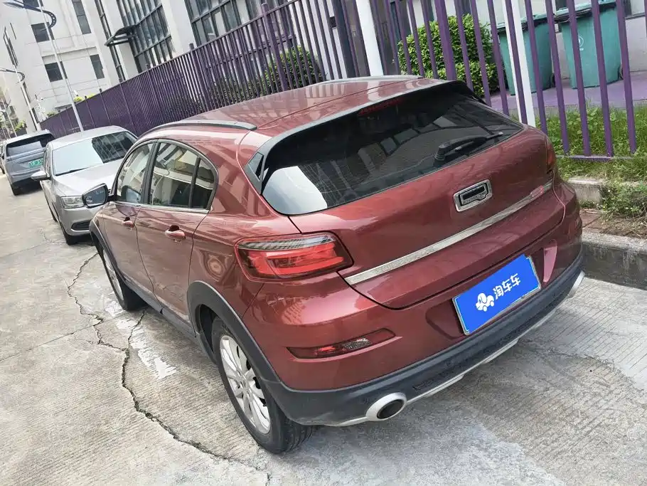 Qoros Qoros 3 — миниатюра 3