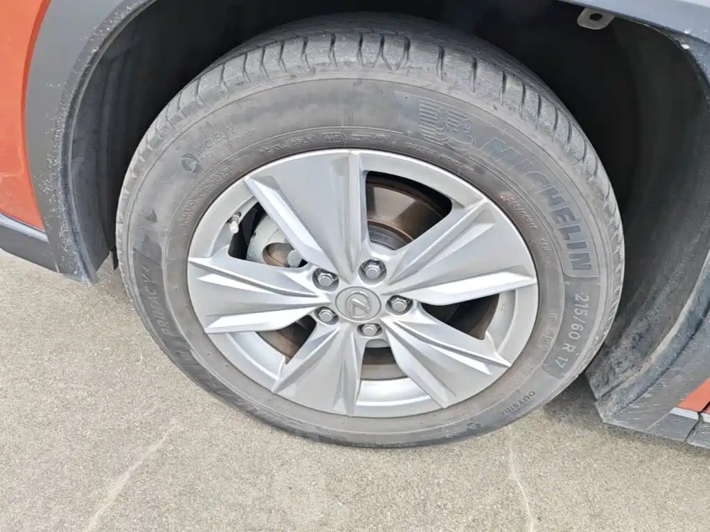 Lexus UX — миниатюра 23
