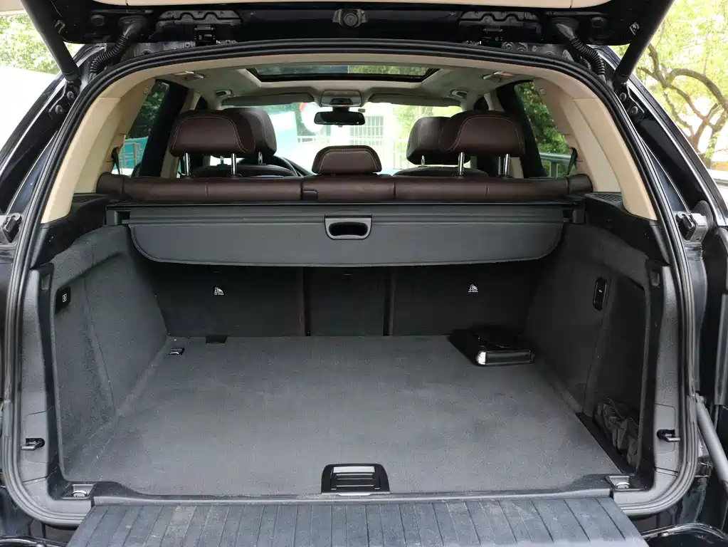 BMW X5 (Import) — миниатюра 6