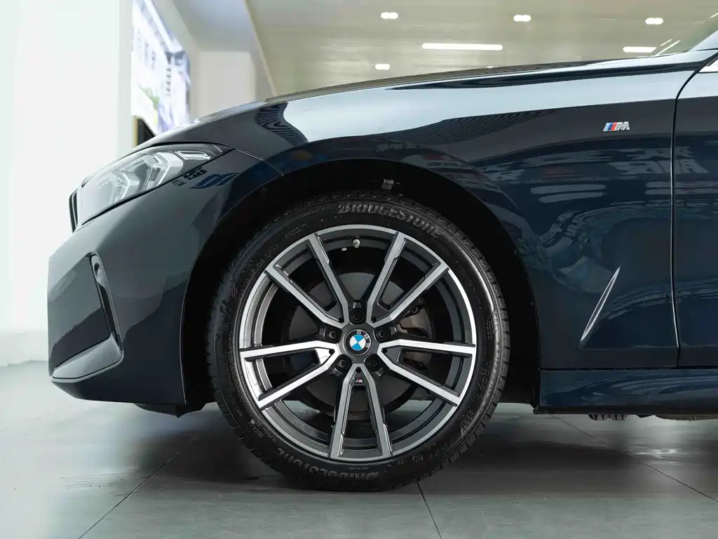 BMW 3 Series — миниатюра 9