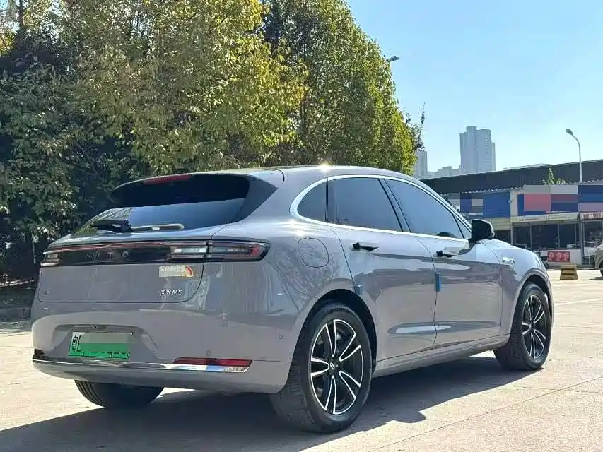 AITO ASK THE WORLD M5