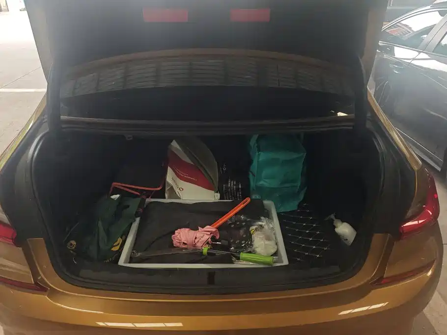 BMW 3 Series — миниатюра 4