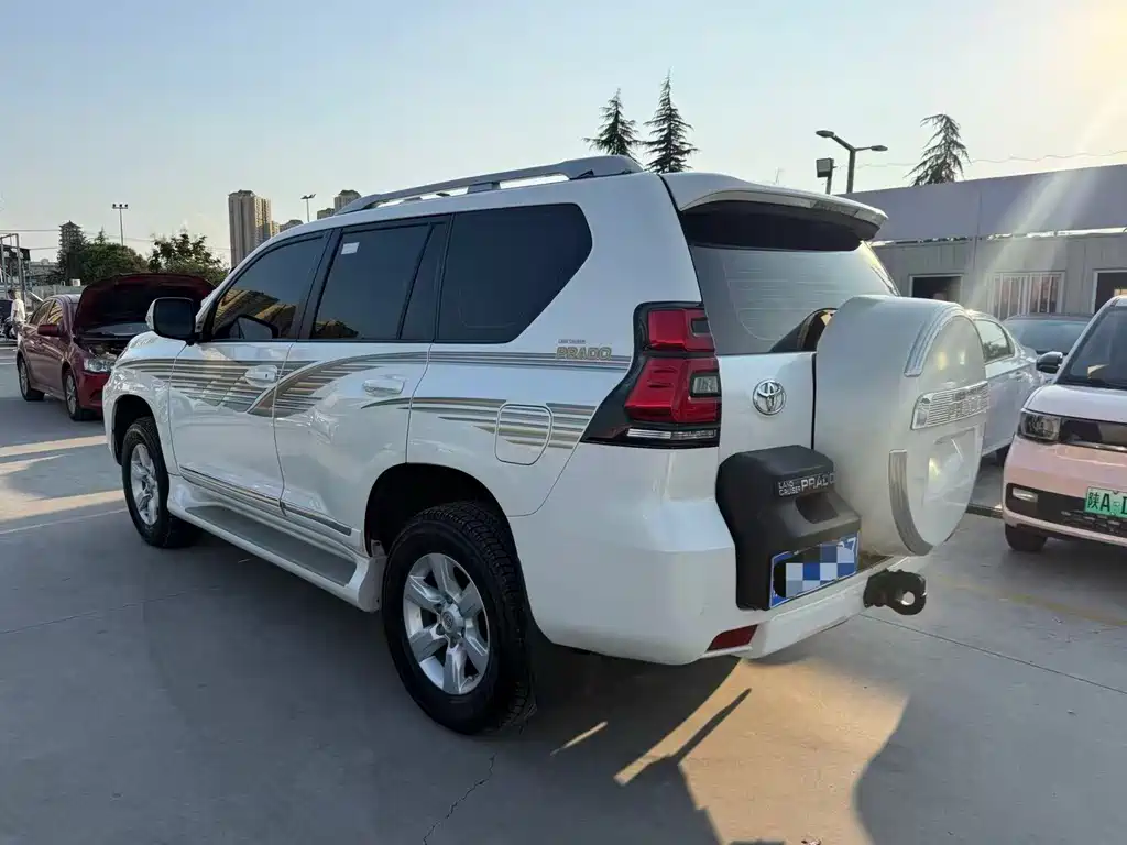 Toyota Prado (Import) — миниатюра 9