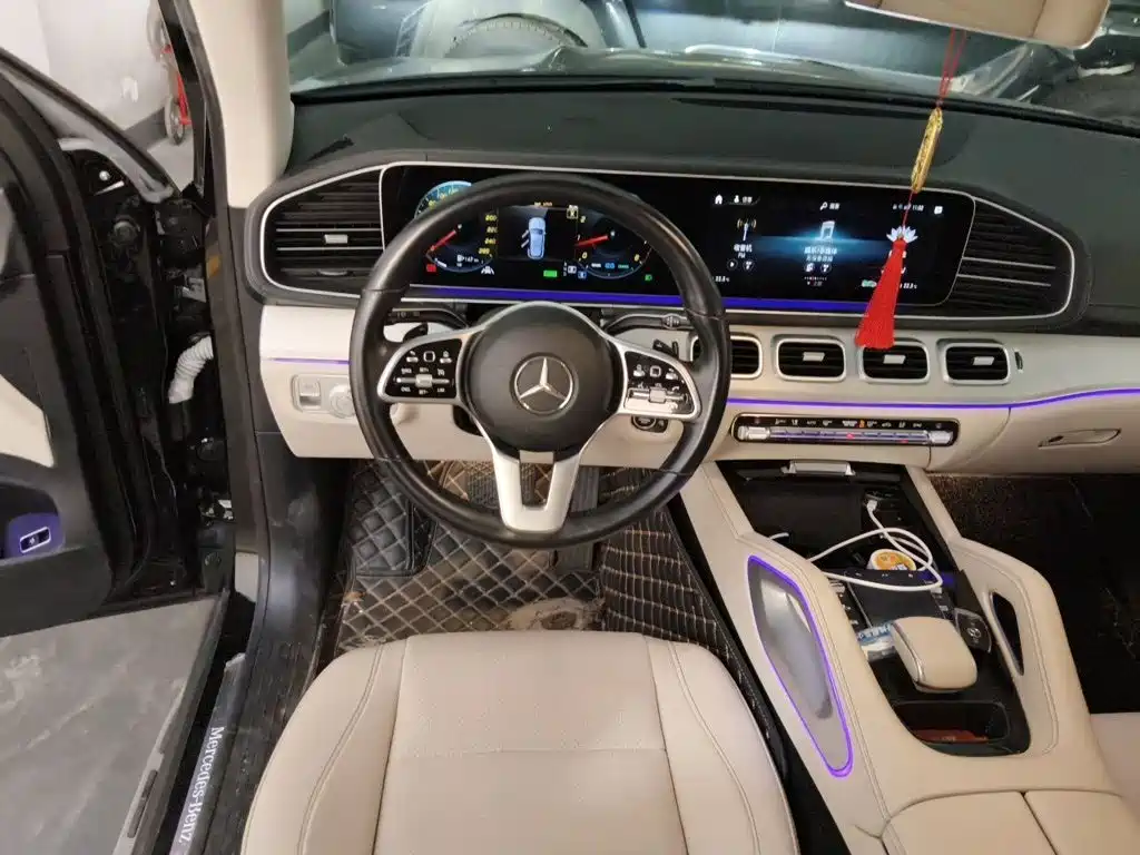 Mercedes-Benz GLE (Import) — миниатюра 11