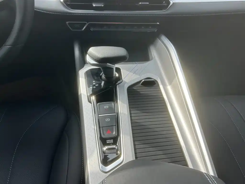 GEELY AUTOMOBILE XINGRUI