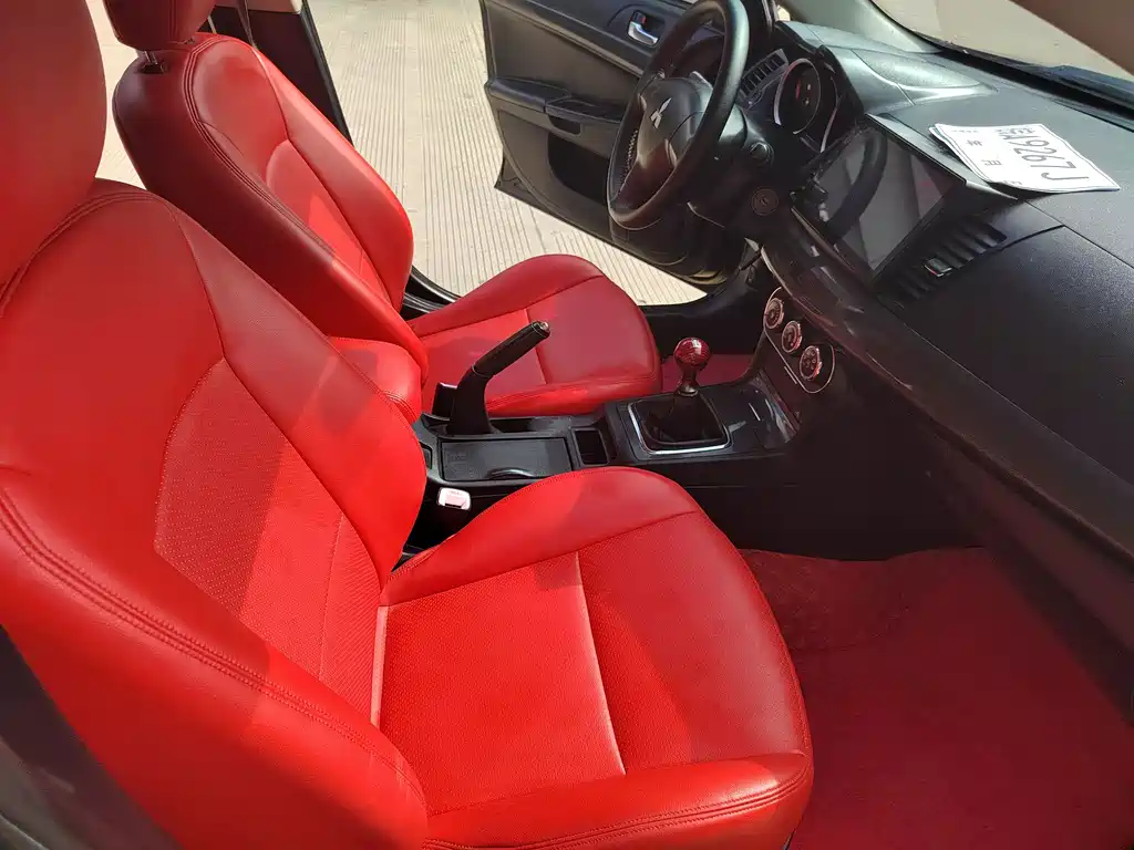 Mitsubishi Lancer EX — миниатюра 5