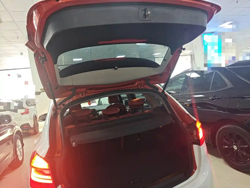 BMW 2 Series Active Tourer — миниатюра 9