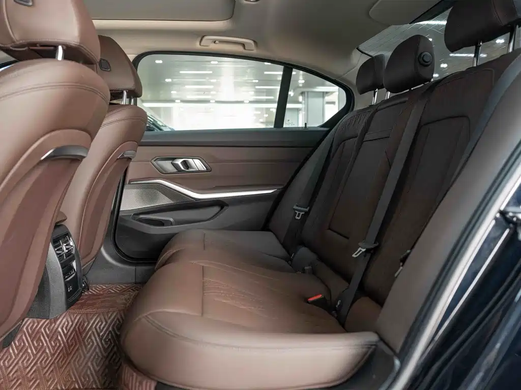 BMW 3 Series — миниатюра 14