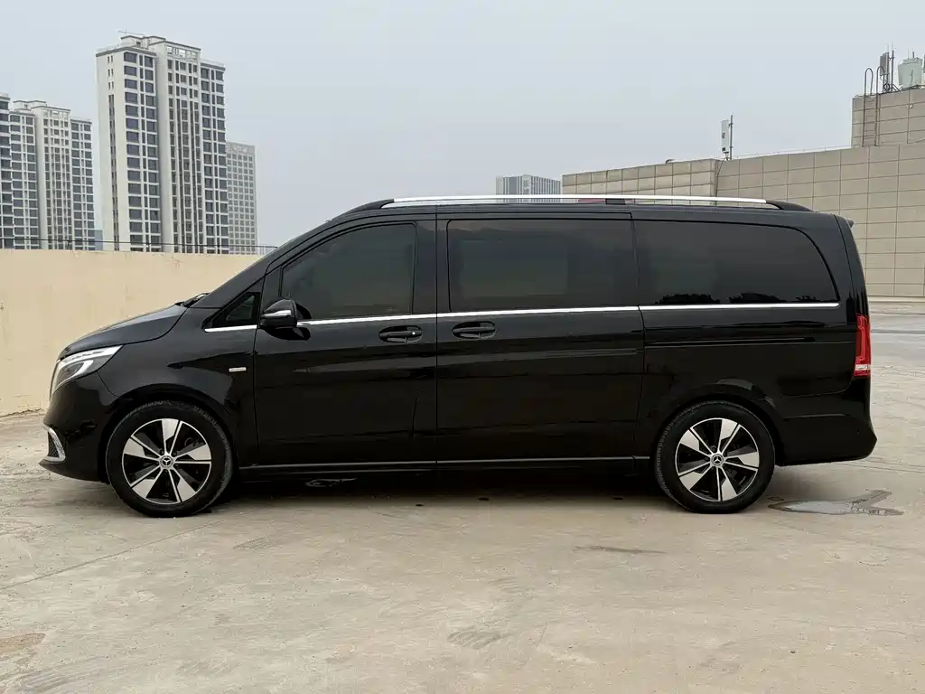 Mercedes-Benz V-Class — миниатюра 7