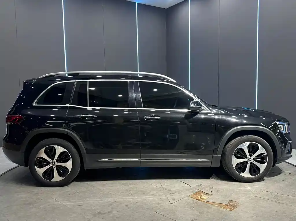 Mercedes-Benz GLB — миниатюра 5