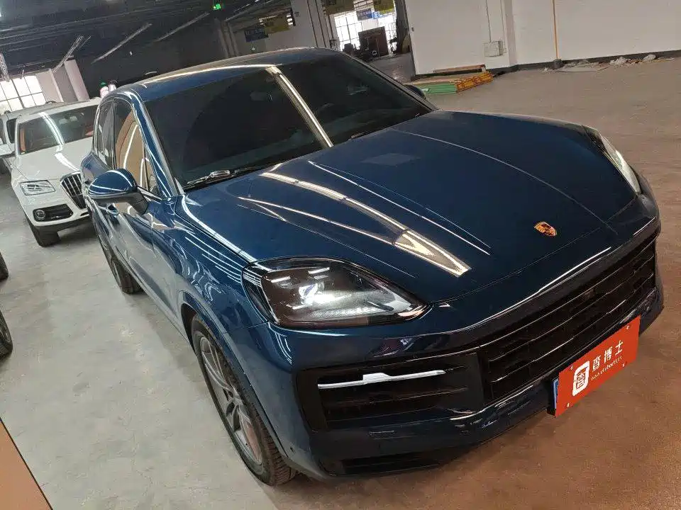 Porsche Cayenne — миниатюра 4