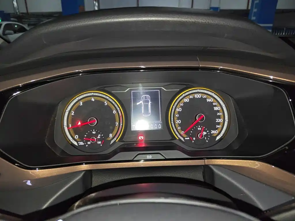 Volkswagen Tharu — миниатюра 4