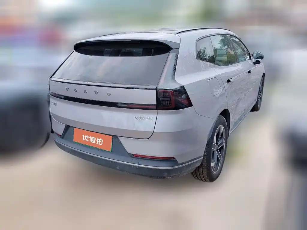 Volvo гибрид Volvo XC70 plug-in — миниатюра 4