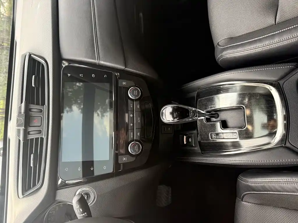 Nissan X-Trail — миниатюра 18