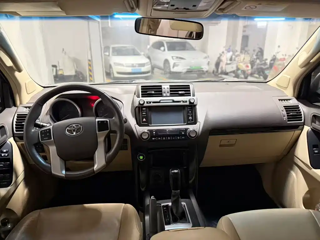 Toyota Prado — миниатюра 6
