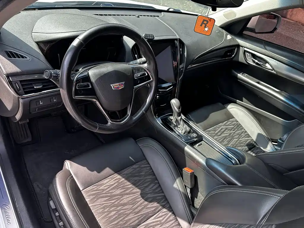 Cadillac ATS-L 2017 28T Fashion