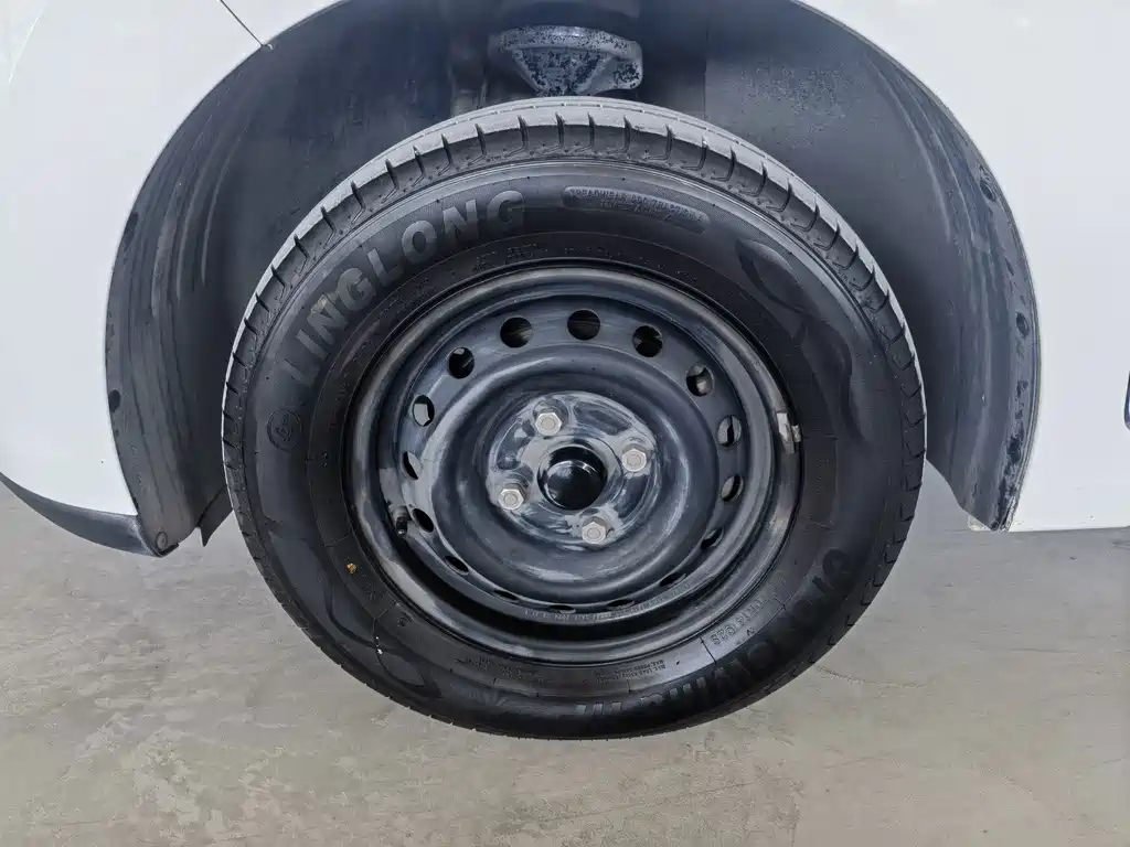 Wuling Hongguang EV — миниатюра 11