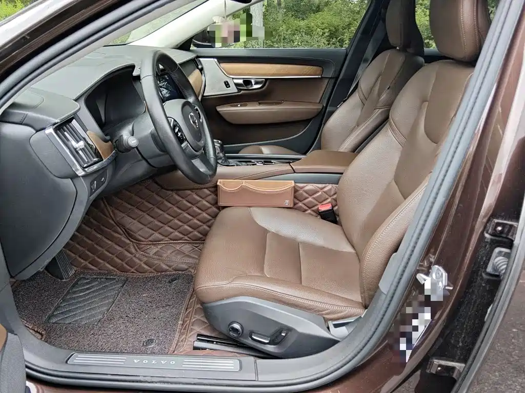 Volvo S90 — миниатюра 16