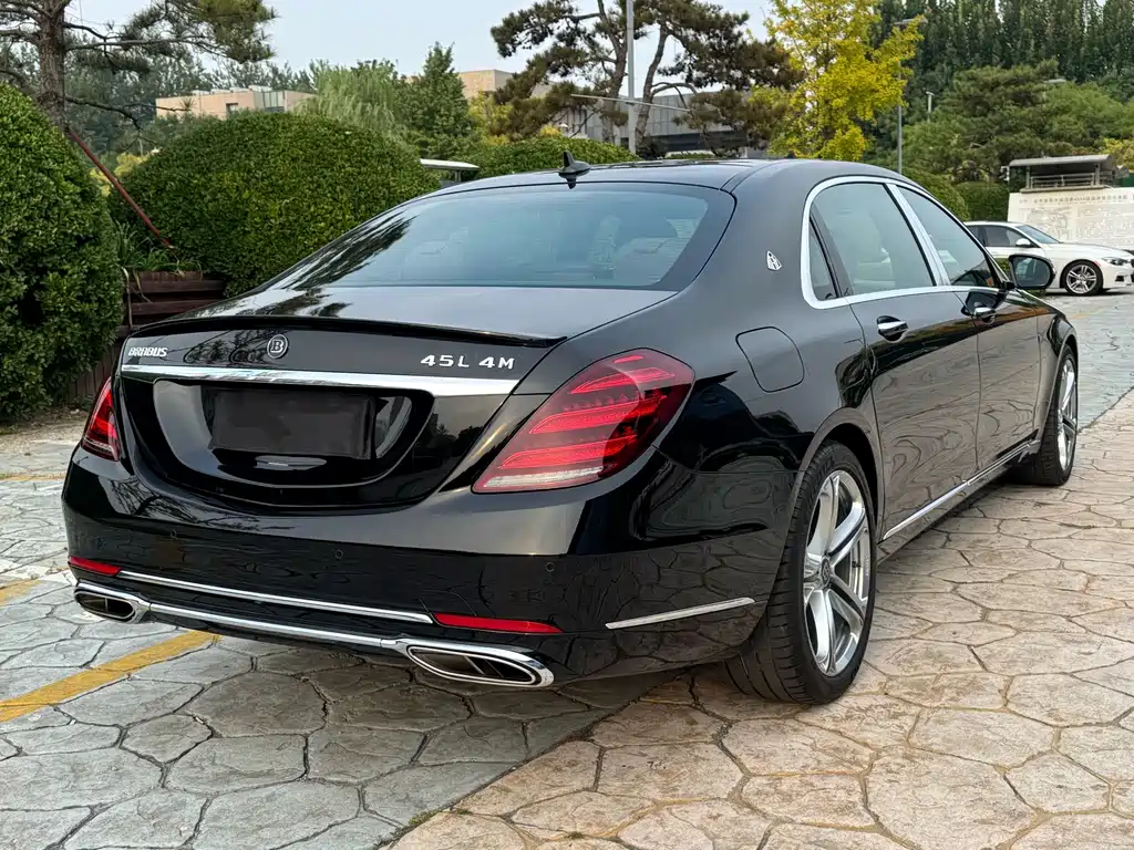 Mercedes-Benz S-Class — миниатюра 3