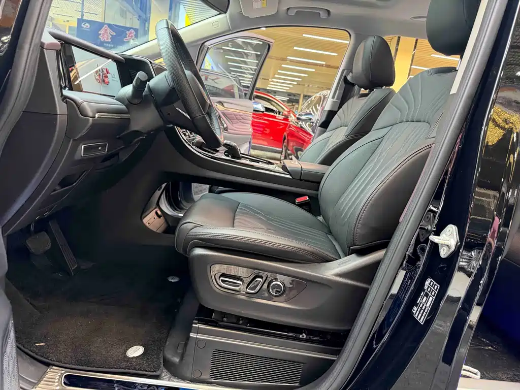 GAC Motor Trumpchi M8 — миниатюра 9