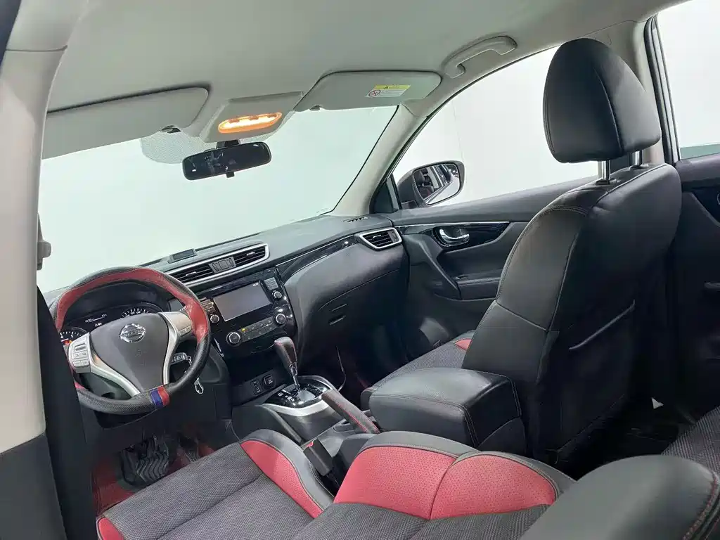 Nissan Qashqai — миниатюра 6