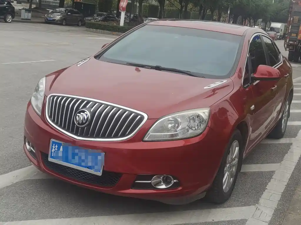 Buick Excelle 2012