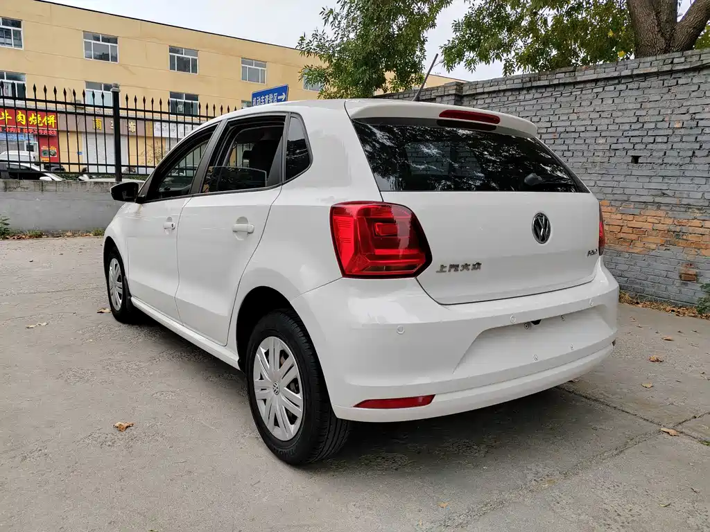 Volkswagen Polo — миниатюра 6