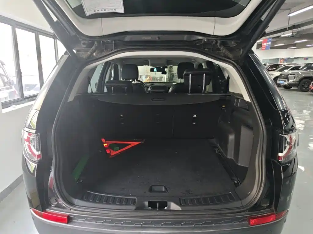 Land Rover Discovery Sport — миниатюра 19