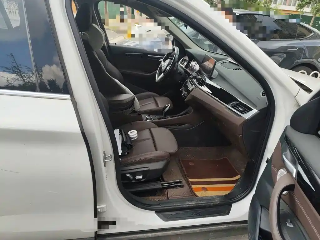 BMW X1 — миниатюра 19