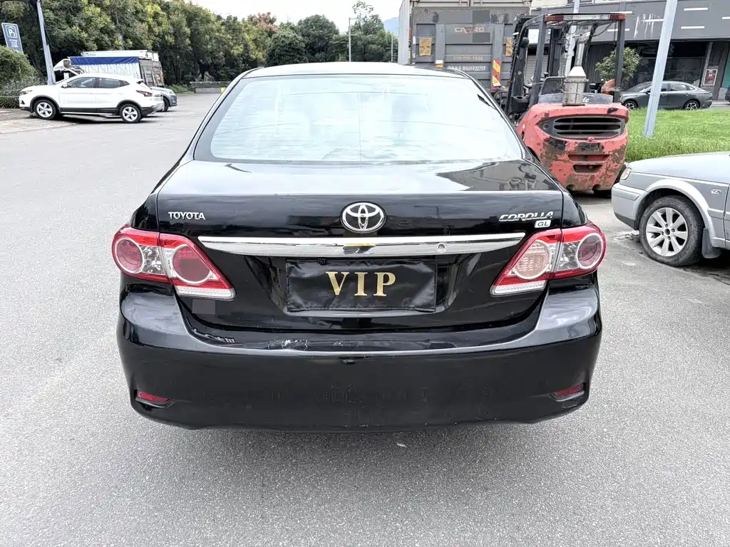 Toyota Corolla — миниатюра 8