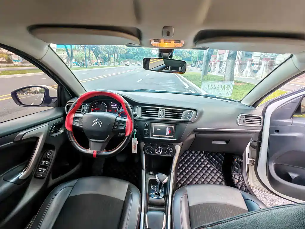 Citroen C3-XR — миниатюра 13