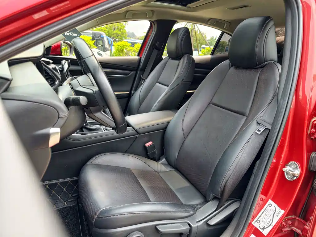 Mazda 3 Axela — миниатюра 20