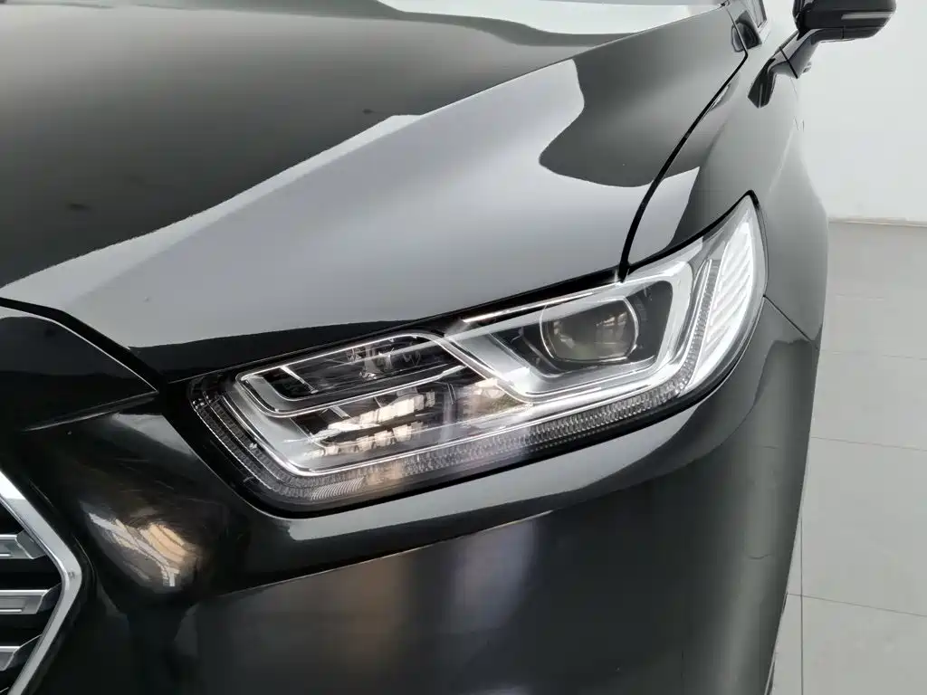 Ford Taurus — миниатюра 7