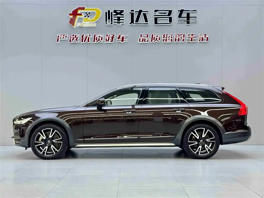 Volvo V90 2017 Cross Country T5 AWD