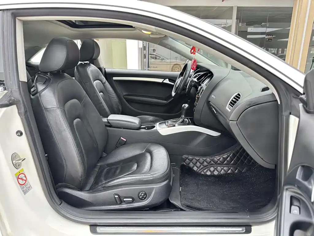 Audi A5 (Import) — миниатюра 7