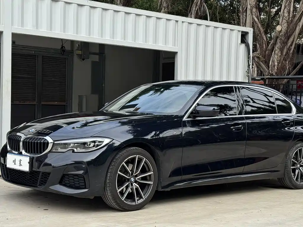 BMW 3 Series 2021