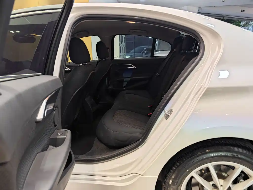 BMW 1 Series — миниатюра 22