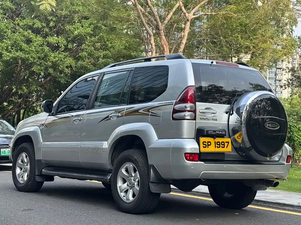 Toyota Land Cruiser Prado 2006 4.0L AT VX NAVI