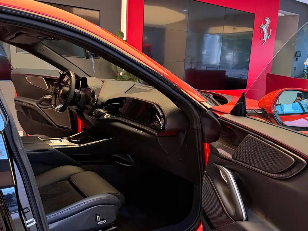Ferrari Purosangue — миниатюра 6