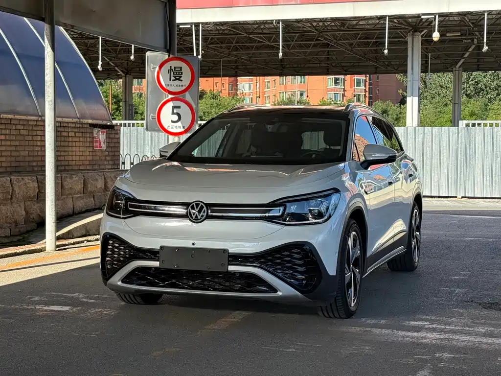 Volkswagen ID.6 Crozz
