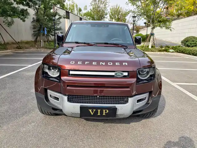 LAND ROVER DEFENDER 2023