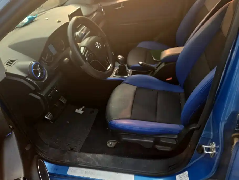 BAIC Senova X25 — миниатюра 9