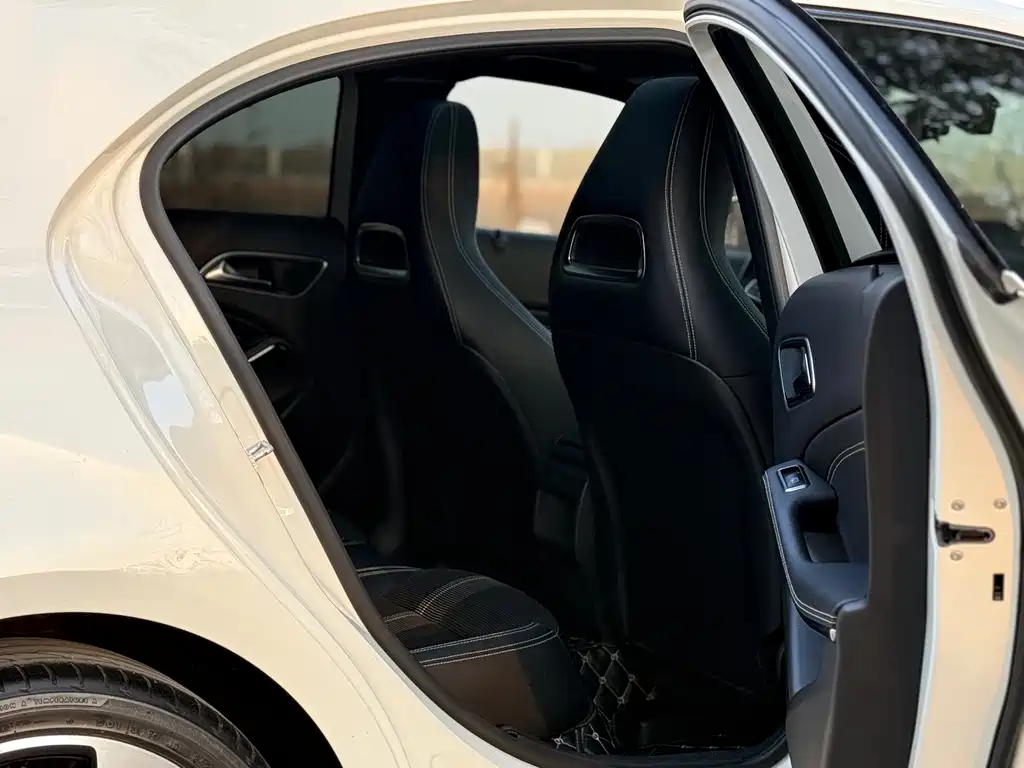 MERCEDES-BENZ A CLASS