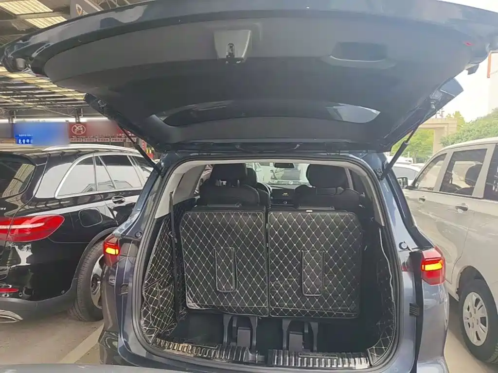 Wuling Victory — миниатюра 19