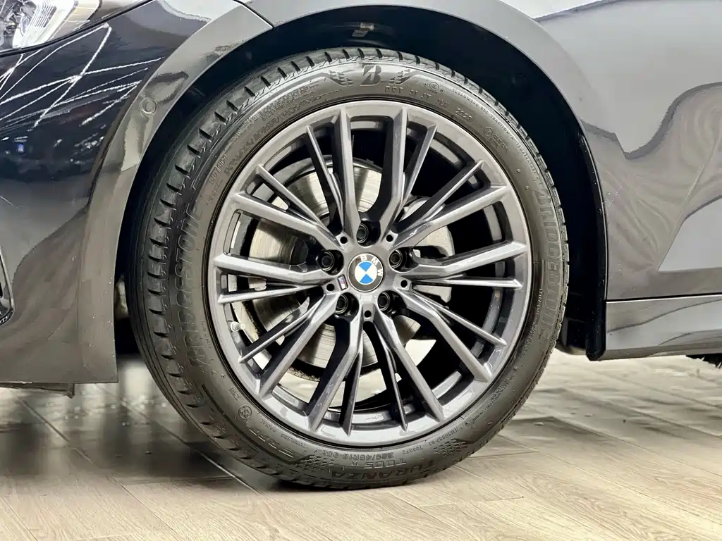 BMW 3 Series 3 2023 325Li M Sport