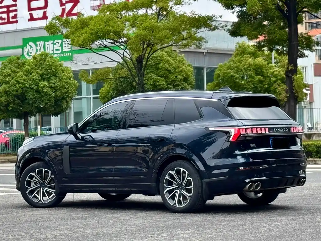 Lynk & Co 09 — миниатюра 6