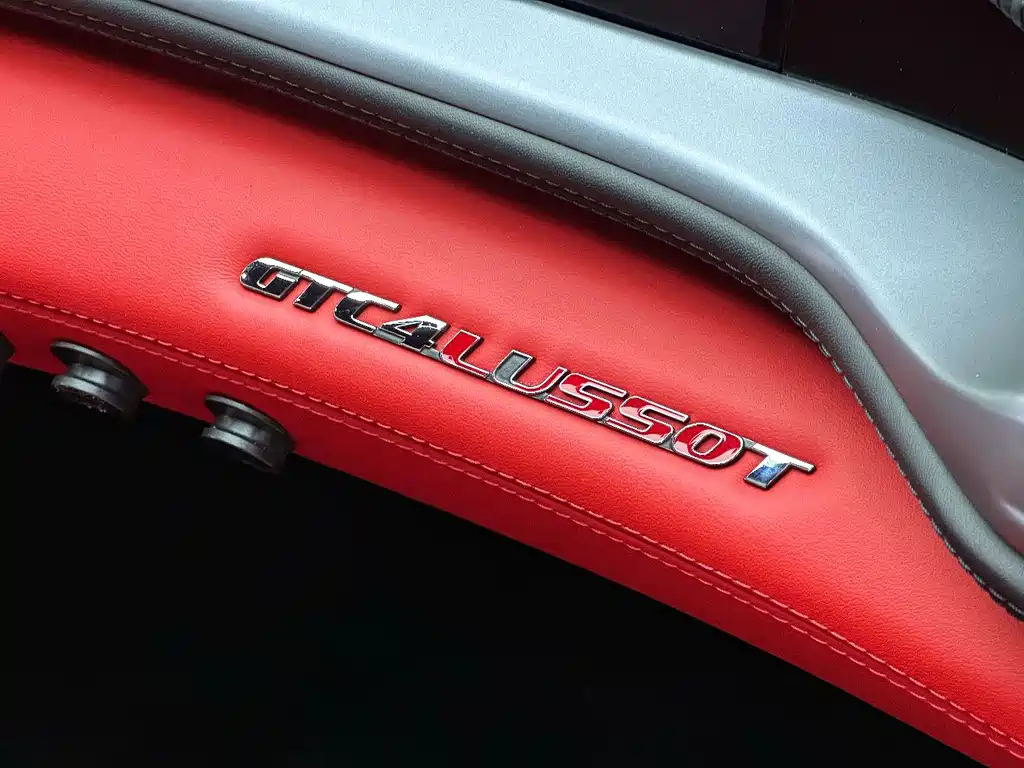Ferrari GTC4Lusso — миниатюра 25