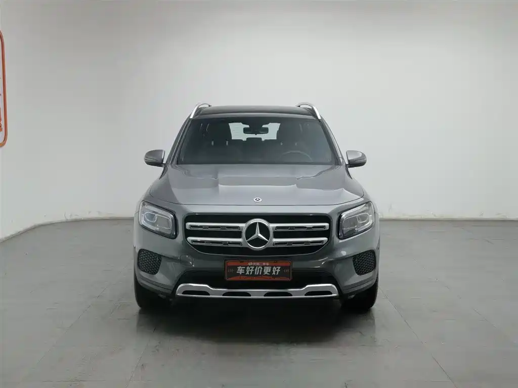 MERCEDES-BENZ GLB