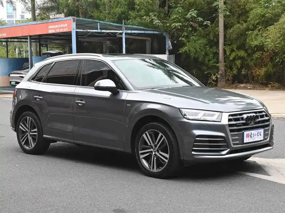 AUDI Q5L