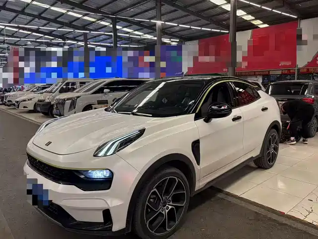2021 Lynk & Co 05